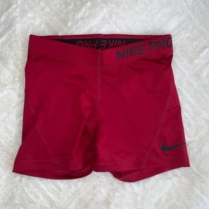 Nike Pros (dry fit)